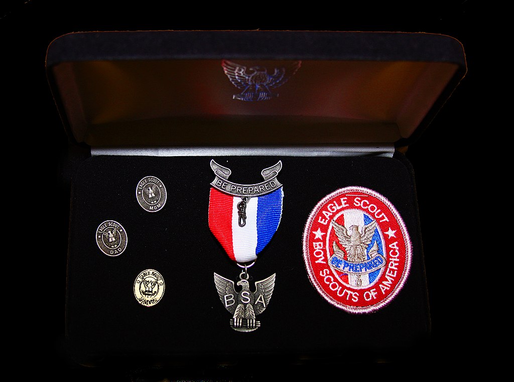 Eagle_Scout_Award_presentation_kit_(Boy_Scouts_of_America)